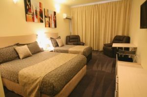 Adelaide Granada Motor Inn - Accommodation in Surfers Paradise