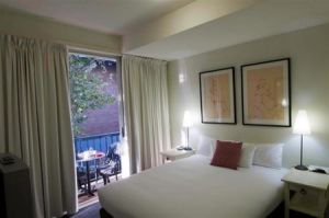 The Manor House - Accommodation in Surfers Paradise
