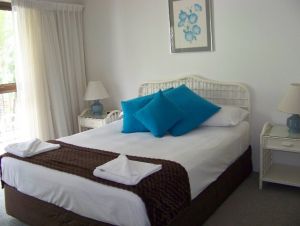 Old Burleigh Court Holiday Apartments - Accommodation in Surfers Paradise