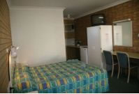Barcaldine Country Motor Inn - Accommodation in Surfers Paradise