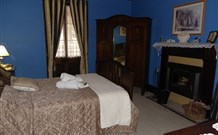 Deloraine Bed and Breakfast - Accommodation in Surfers Paradise